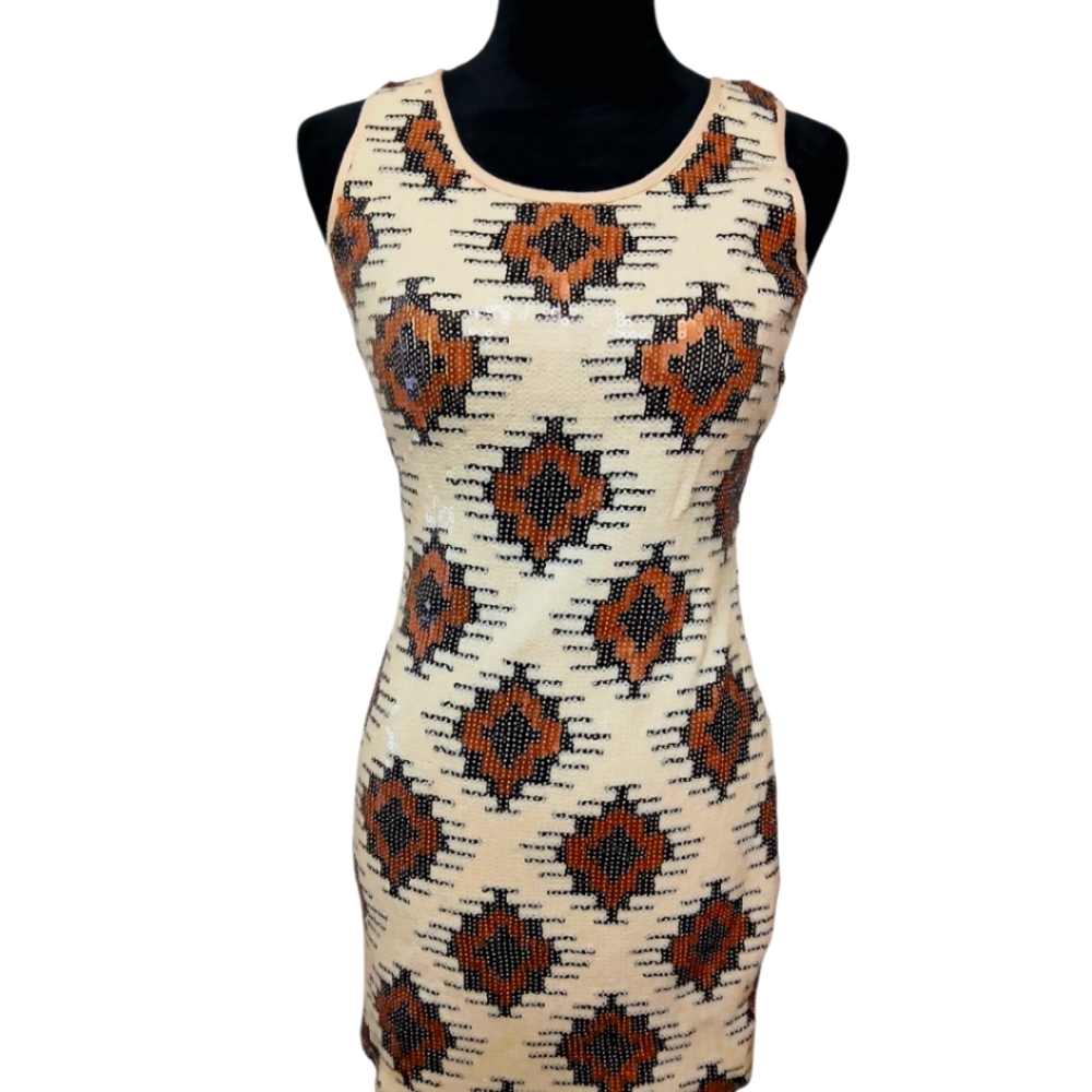 Esley Sequined Dress Beautiful size Small   lots of stretch